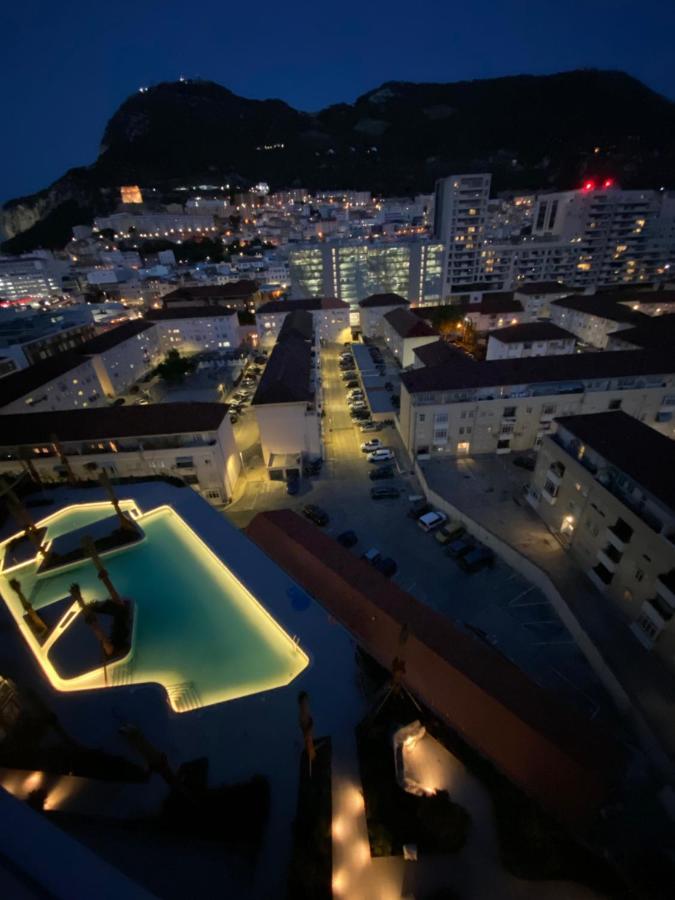 Ardwyn Studio Eurocity Apartments Gibraltar Bagian luar foto