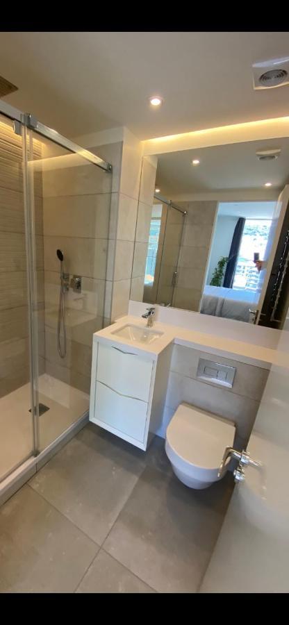 Ardwyn Studio Eurocity Apartments Gibraltar Bagian luar foto