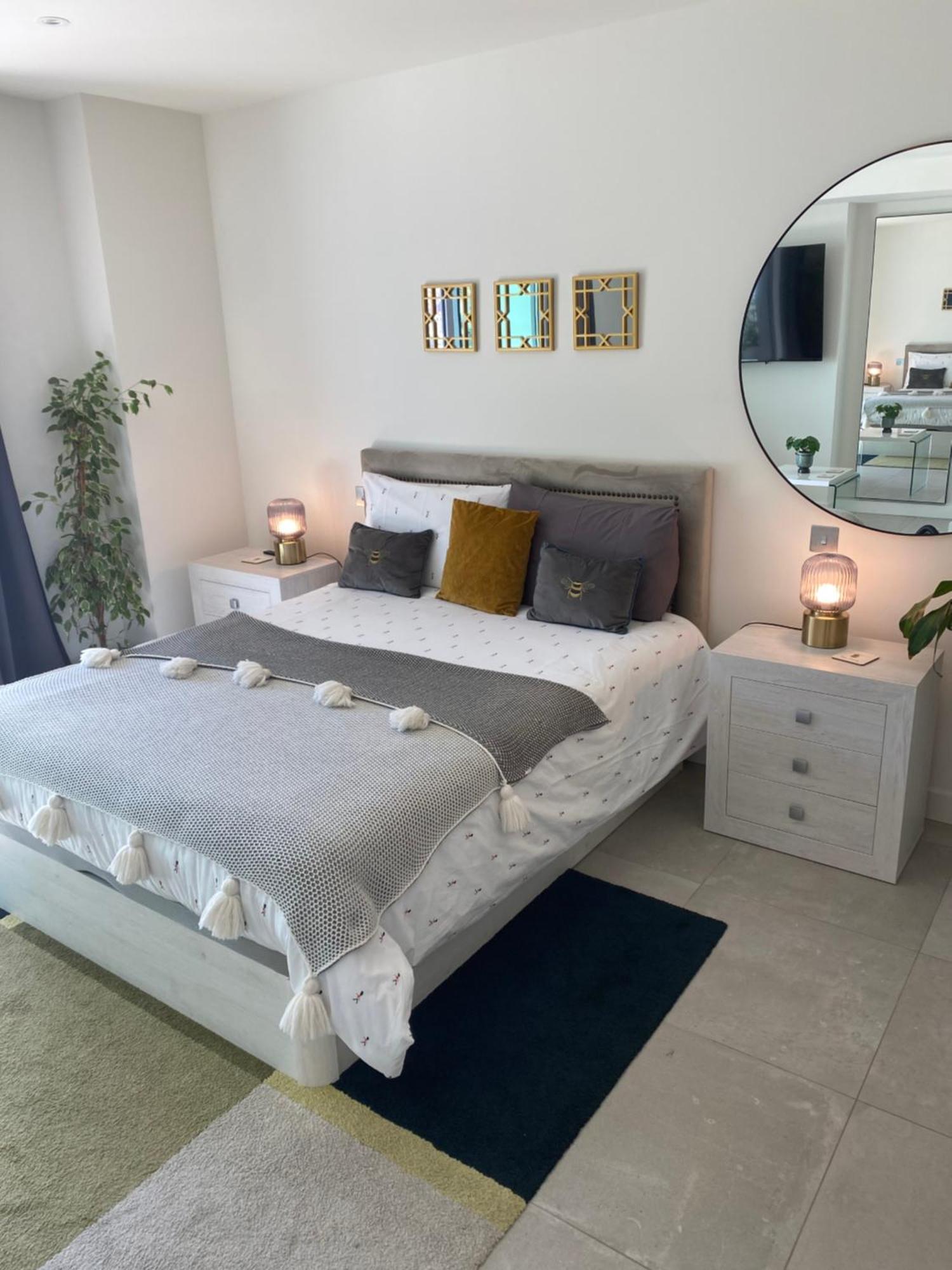 Ardwyn Studio Eurocity Apartments Gibraltar Bagian luar foto